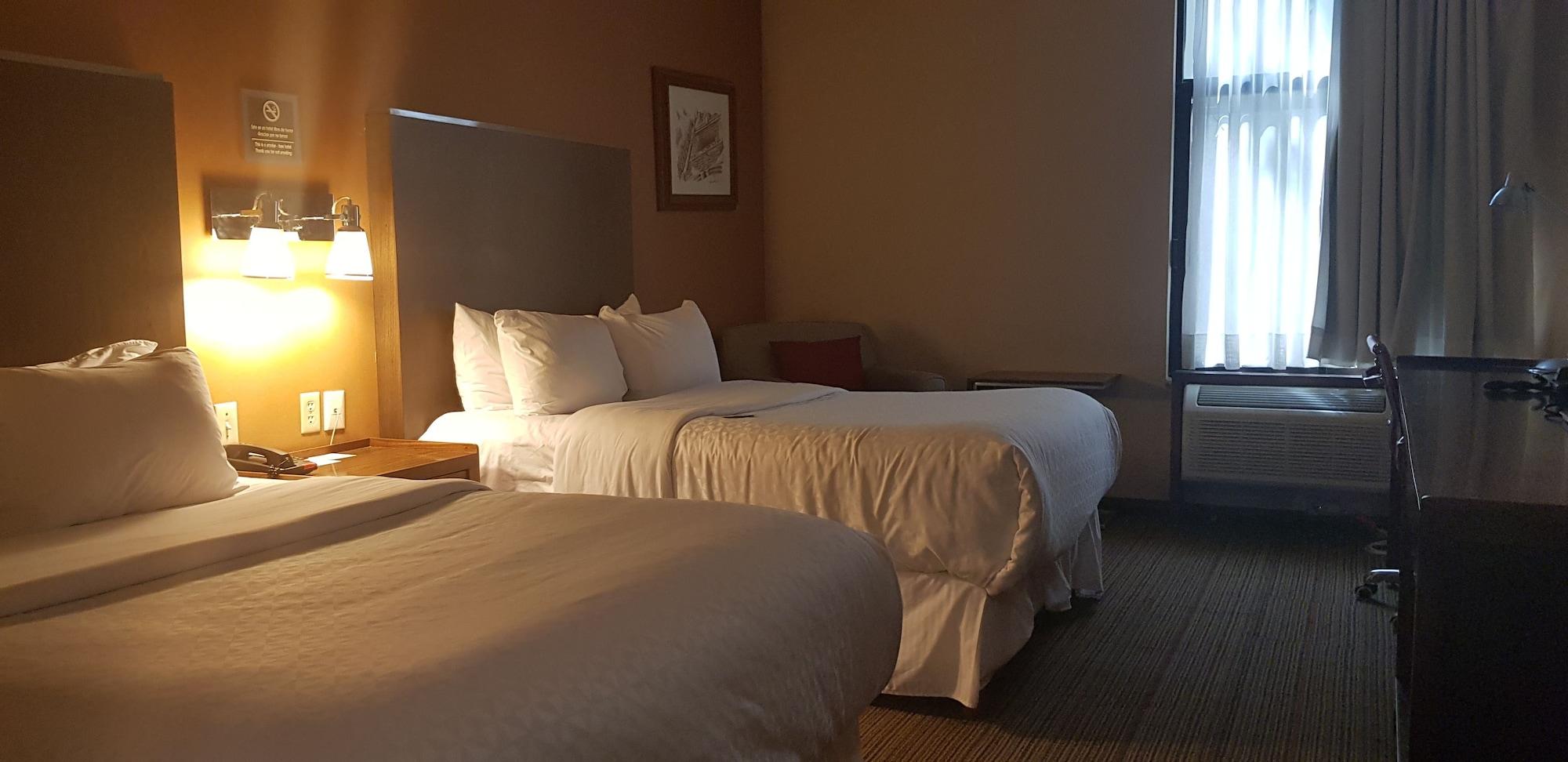 Four Points By Sheraton Сальтильо Экстерьер фото