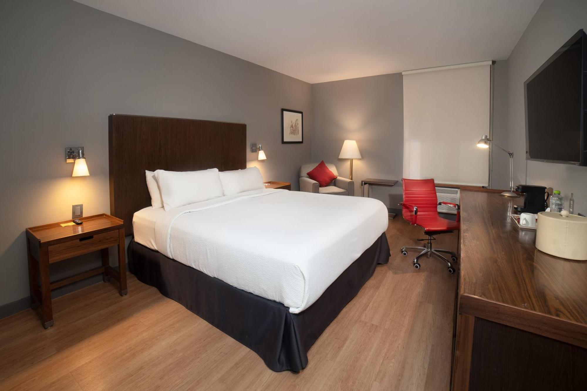 Four Points By Sheraton Сальтильо Экстерьер фото