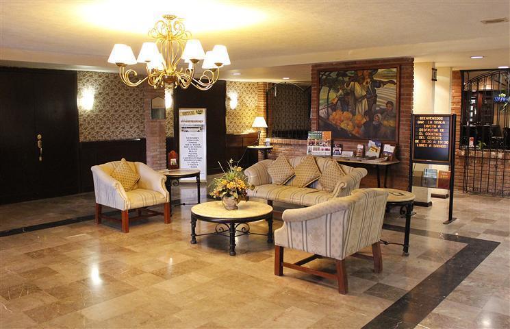 Four Points By Sheraton Сальтильо Экстерьер фото